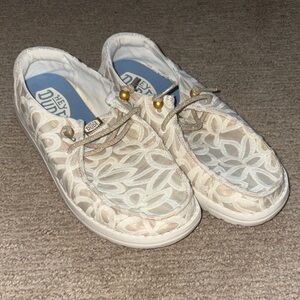 Hey Dude Cream Patterned Casual Shoes